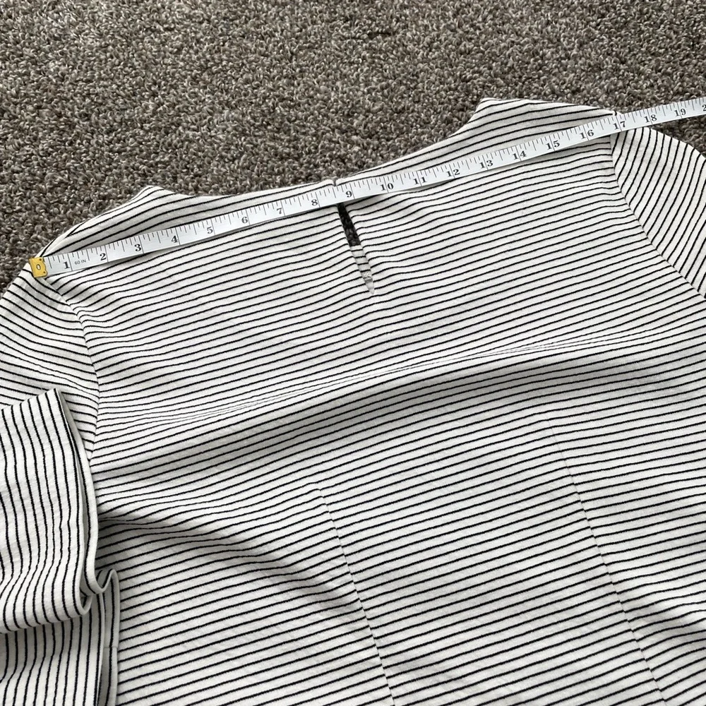 J. Crew Gray Sheath Dress with Bell Sleeves Medium size black and white cotton - Picture 15 of 15